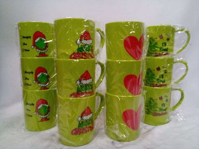 Assortment of 12 Merry Christmas Plastic Mugs