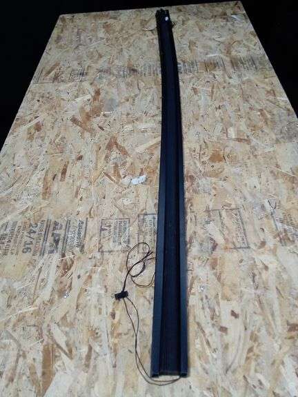 Black Moulding Trim – 72"L