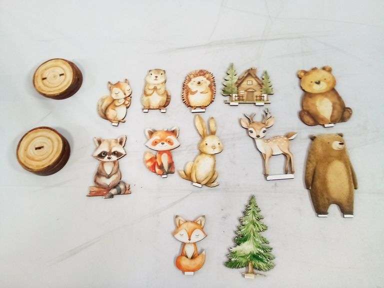 FYSUIMU, 12 Pcs Woodland Animal Table Signs
