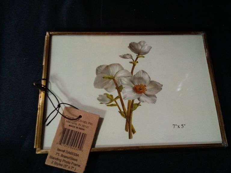 Lot Of 2 Creative Co-op, Standing Photo Frame, 2 Styles, 5" x 7"