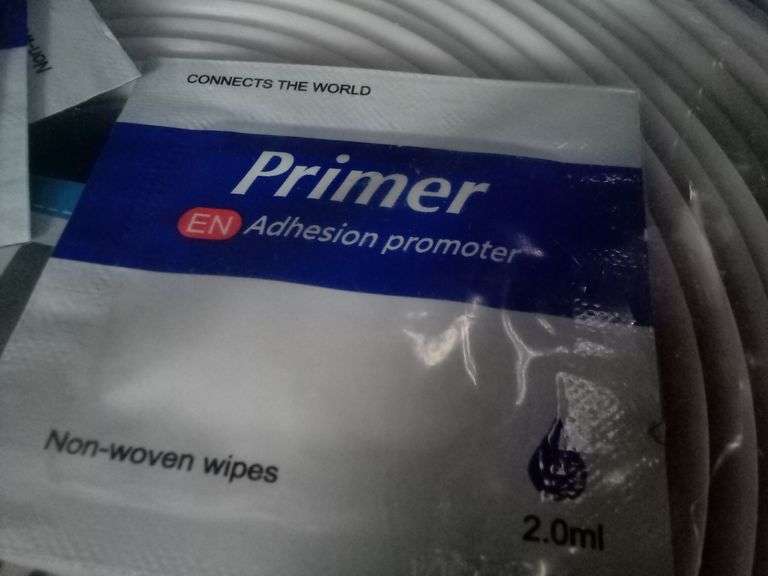 Assortment of Pluden Wall Corner Protection Strip & Primer Non-woven Wipes