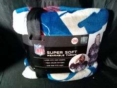 Buffalo Bills Super Soft Wearable Throw