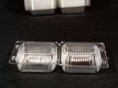 50 Pack 4 x 4 Inch Clamshell Takeout Clear Hinged Plastic Containers
