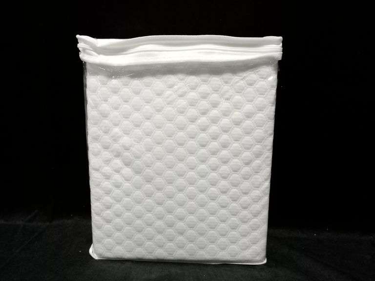 Premium Bamboo Mattress Protector CL-G220-Q