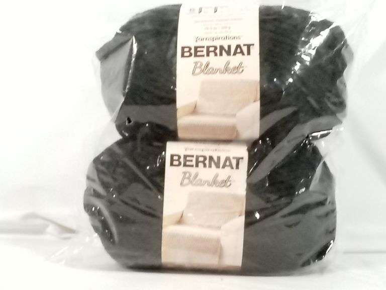 Yarnspirations Bernat Blanket Yarns – Black 10.5 oz 220yds each 2 Count