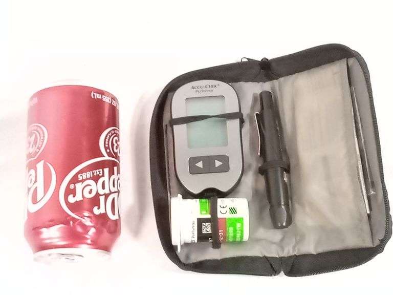 Accu-Chek, Performa Blood Glucose Meter Kit