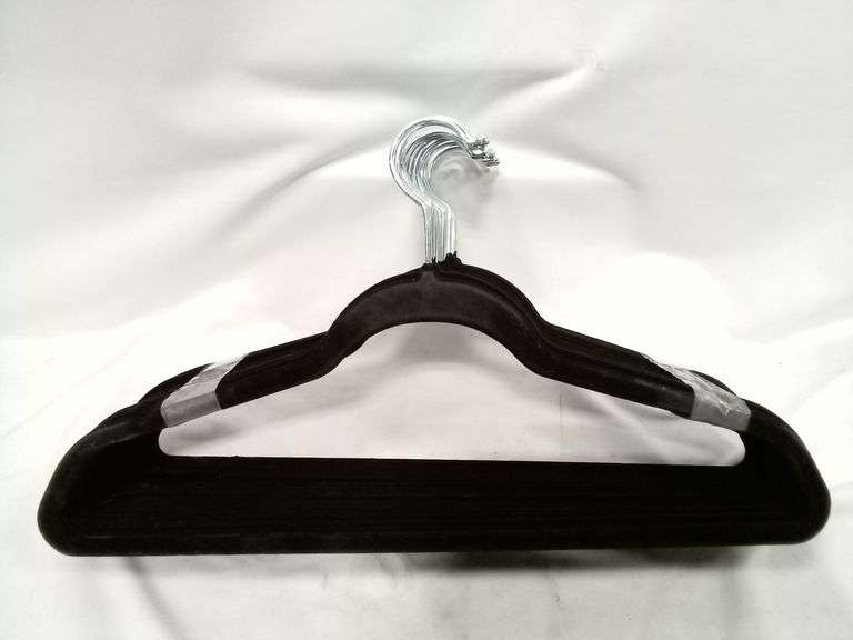 Black Velvet Hangers with Chrome Hooks – 25 Count