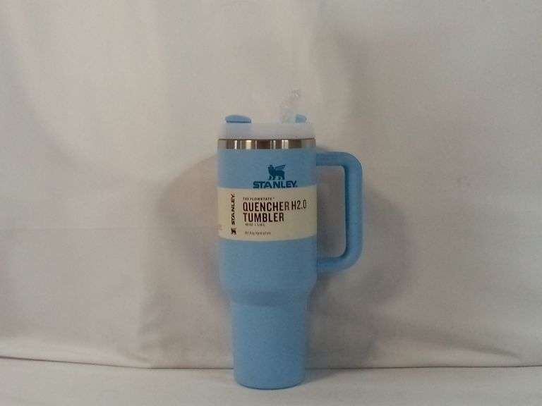 Stanley Flowstate Quencher H2.0 Tumbler – Powder Blue 40 oz