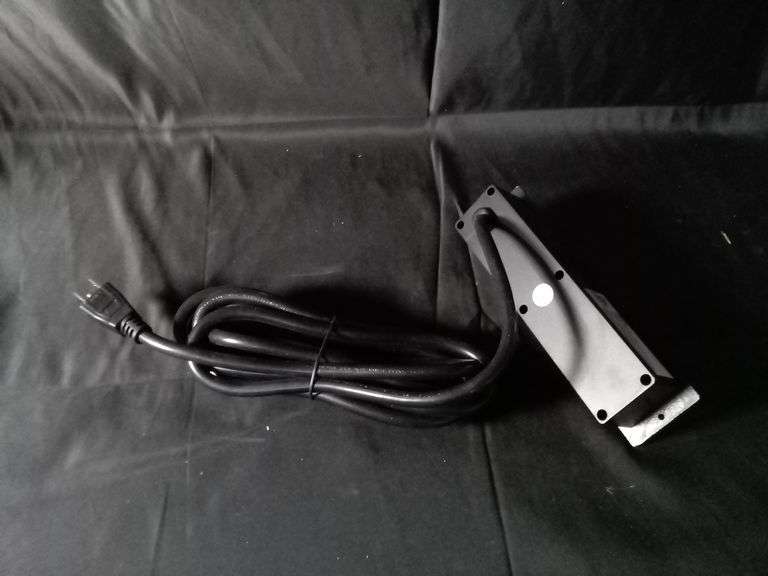 Ideal 4-Outlets Socket Strip with USB Port – Black 15A 125V Max. 1875W IC314-A2