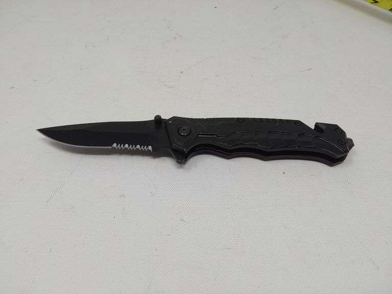 Folding Pocket Knife with Seatbelt Cutter and Glass Breaker