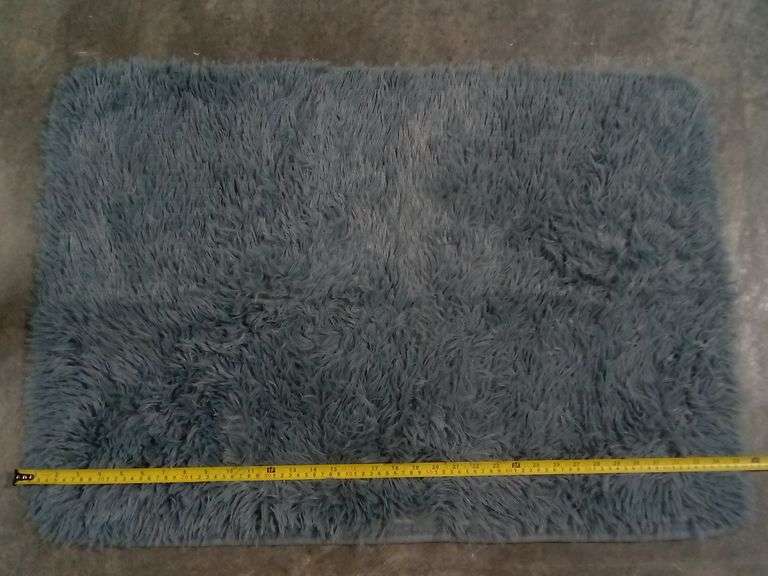 Dark Gray Faux Fur Fluffy Rug – 2' x 3'