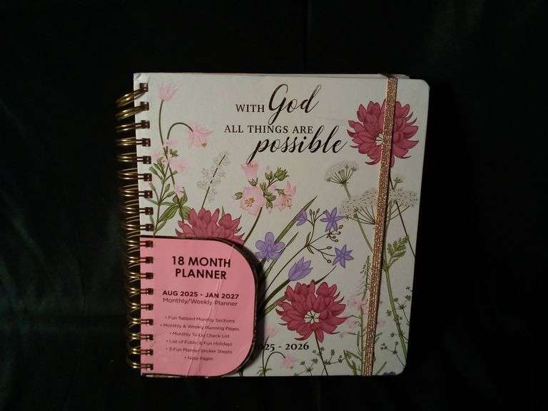 Votum With God All Things Are Possible 18 Month Planner (Aug 2025 - Jan 2027)