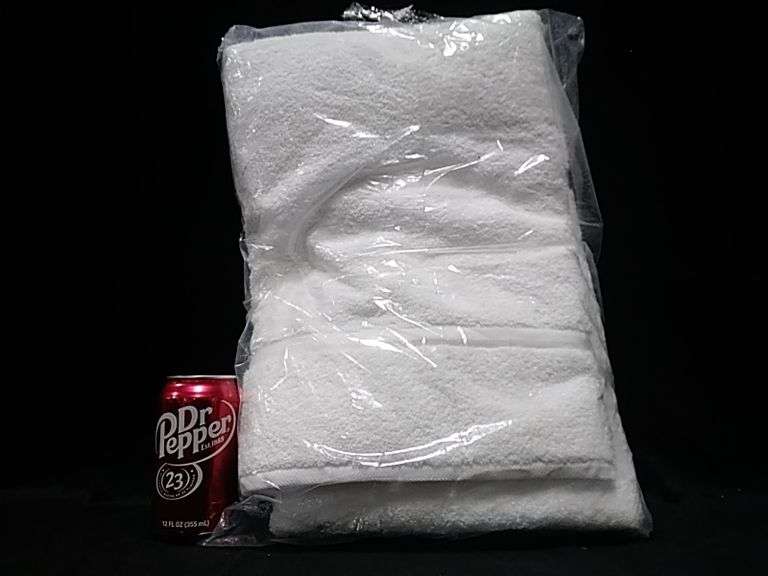 Pack of White Bath Towels
