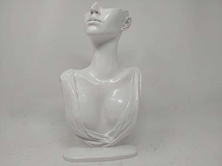 White Resin Jewelry Mannequin Bust, Jewelry Display Stand