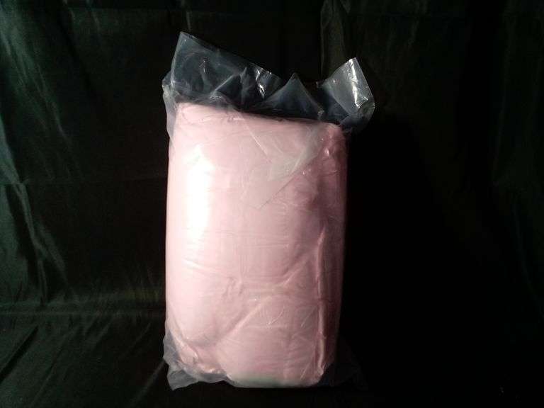 Vacuum Sealed Pink Fluffy Blanket