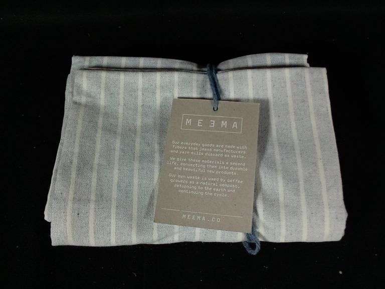 Lot of 4 Meema Cloth Napkins – Gray Striped