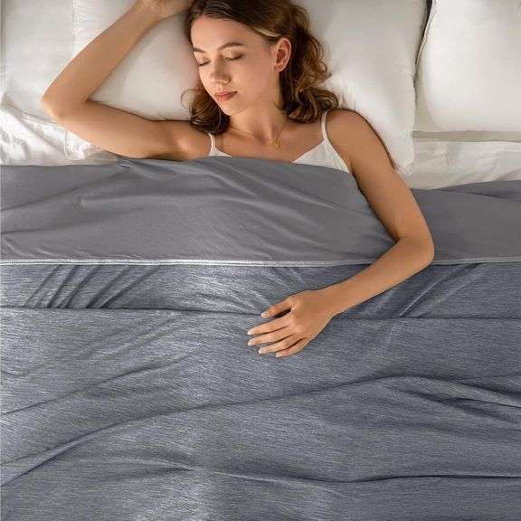 Topcee Cooling Blanket – Grey 50" x 70" >0.5