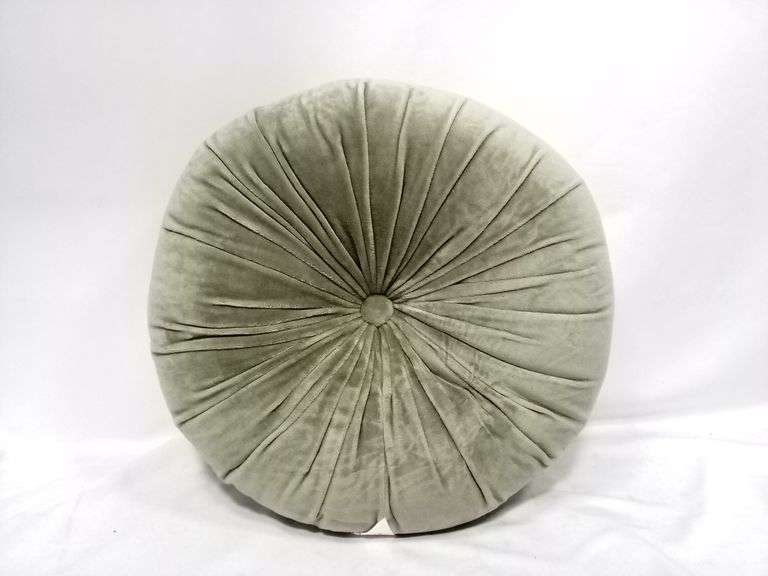 Lulu & Georgia Monroe Velvet Round Pillow – Moss