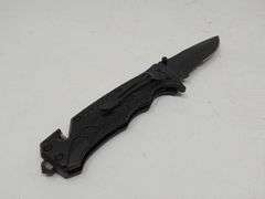 Folding Pocket Knife with Seatbelt Cutter and Glass Breaker