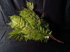 Lancaster Home + Vintage Floral Artificial Geneva Fern Bush – Green CY3021