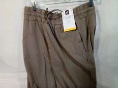 Member's Mark, Men's Breathable & Comfortable Everyday Travel Jogger, Medium