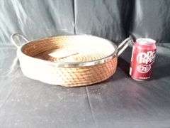 Un Pueblo Handmade Pine Needle & Nickel Manhattan Pine Tray with Handle