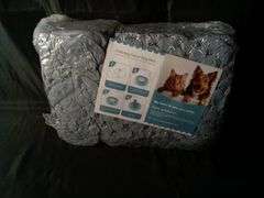TLC Cycle Vacuum Sealed Calming Donut Dog Bed – Grey