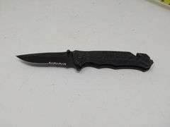 Folding Pocket Knife with Seatbelt Cutter and Glass Breaker