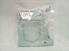D03 Straight-Leg Low-Rise Jeans – Light Blue Size: 36 Petite (USA 04)