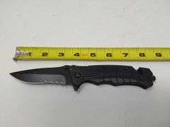 Folding Pocket Knife with Seatbelt Cutter and Glass Breaker