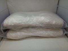 Lot of 2 Ufist Memory Foam Pillows, Ergonomic, Cream/Lilac, Standard 27"x17"