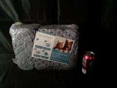 TLC Cycle Vacuum Sealed Calming Donut Dog Bed – Grey
