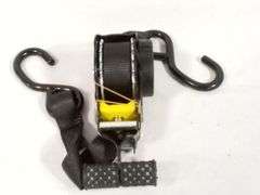Retractable Ratcheting Tie-Down Strap with Hooks