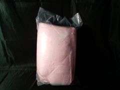 Vacuum Sealed Pink Fluffy Blanket