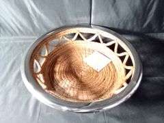 Un Pueblo Handmade Pine Needle & Nickel Large Santa Fe Basket – Round 15" x 11"