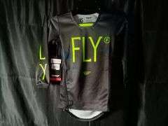 Fly Racing Youth Kinetic Jersey – Charcoal/Neon Green YS