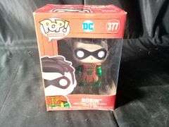 Funko Pop! Heroes DC 377 Robin Vinyl Figure
