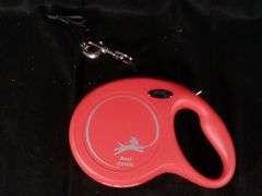Felxi Classic Retractable Dog Leash – Red/black