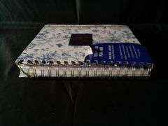 Votum Bloom With Grace Aug 2025 - Jan 2027 Monthly/Weekly Planner – Blue