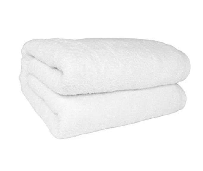 Lot of 2 White Bath Towels